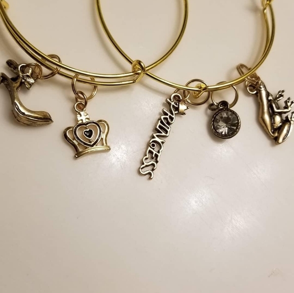 Jewelry - Picture 3 of 16